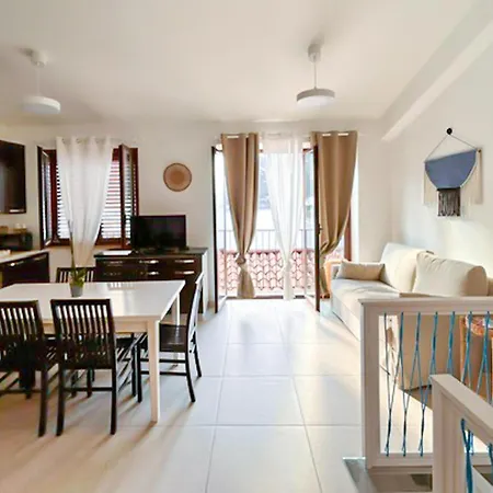 Casa Morgana Шилла